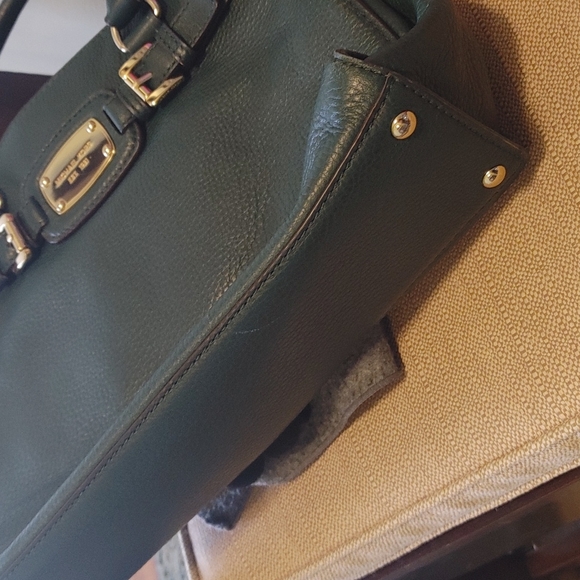 COPY - Michael Kors Hunter Green all leather Hamilton  Satchel EUC - Picture 9 of 9